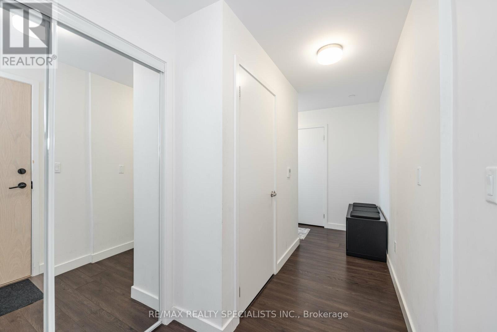 214 - 150 Sabina Drive, Oakville, Ontario L6H 0W3 - Photo 5 - W13479650