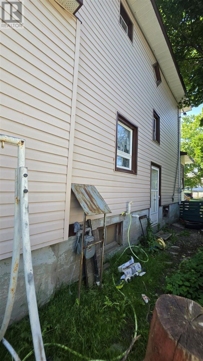 156 Central Park Ave, Sault Ste. Marie, Ontario  P6A 1K6 - Photo 6 - SM260292