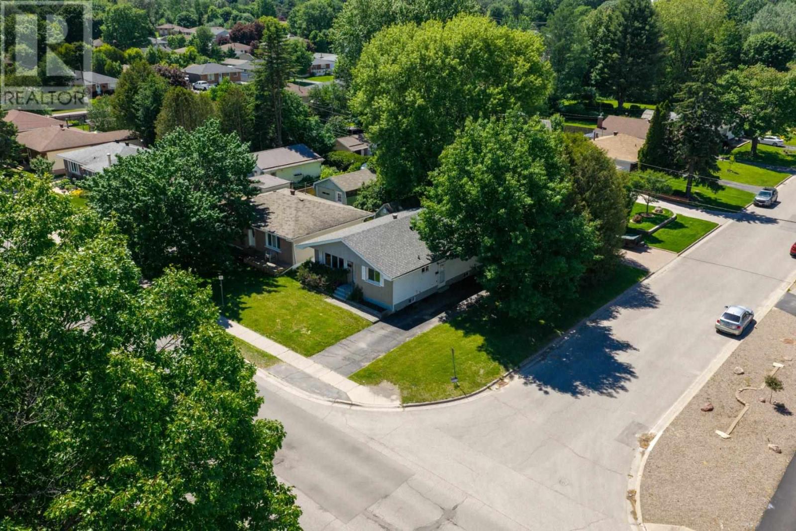 210 Chambers Ave, Sault Ste. Marie, Ontario P6A 4V7 - Photo 41 - SM261564