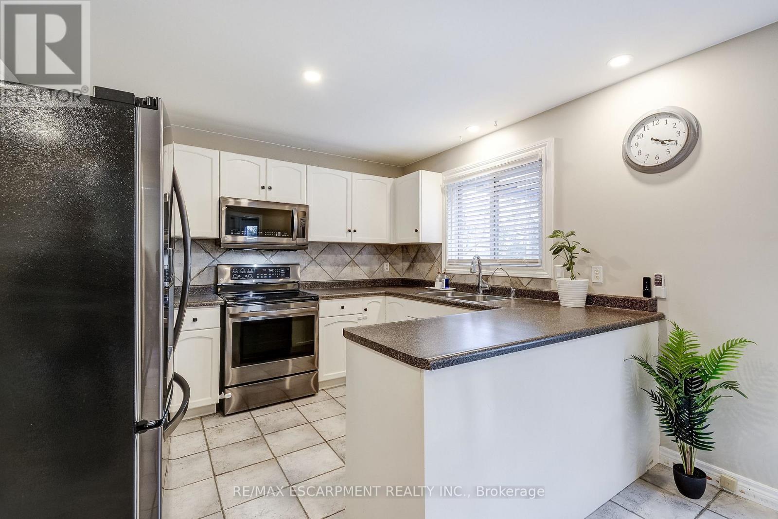 20 Derbyshire Street, Hamilton, Ontario  L9G 4X9 - Photo 18 - X13479588
