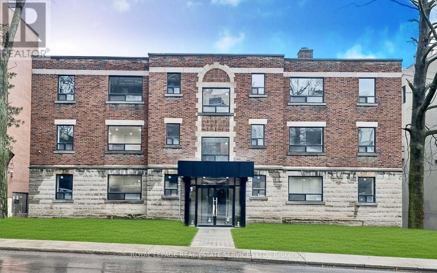 21 - 20 DUKE STREET, Hamilton, Ontario