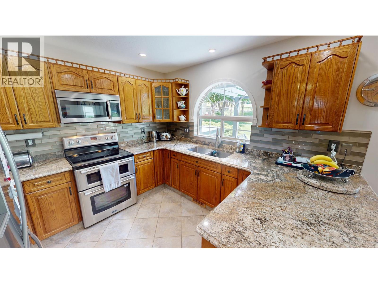 3109 6th Street S, Cranbrook, British Columbia  V1C 6K1 - Photo 11 - 10392406