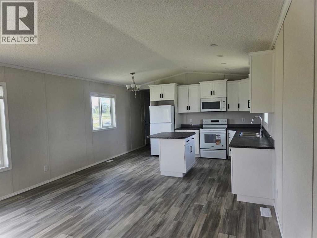 625 3 Avenue, Hays, Alberta  T0K 1B0 - Photo 4 - A2313308