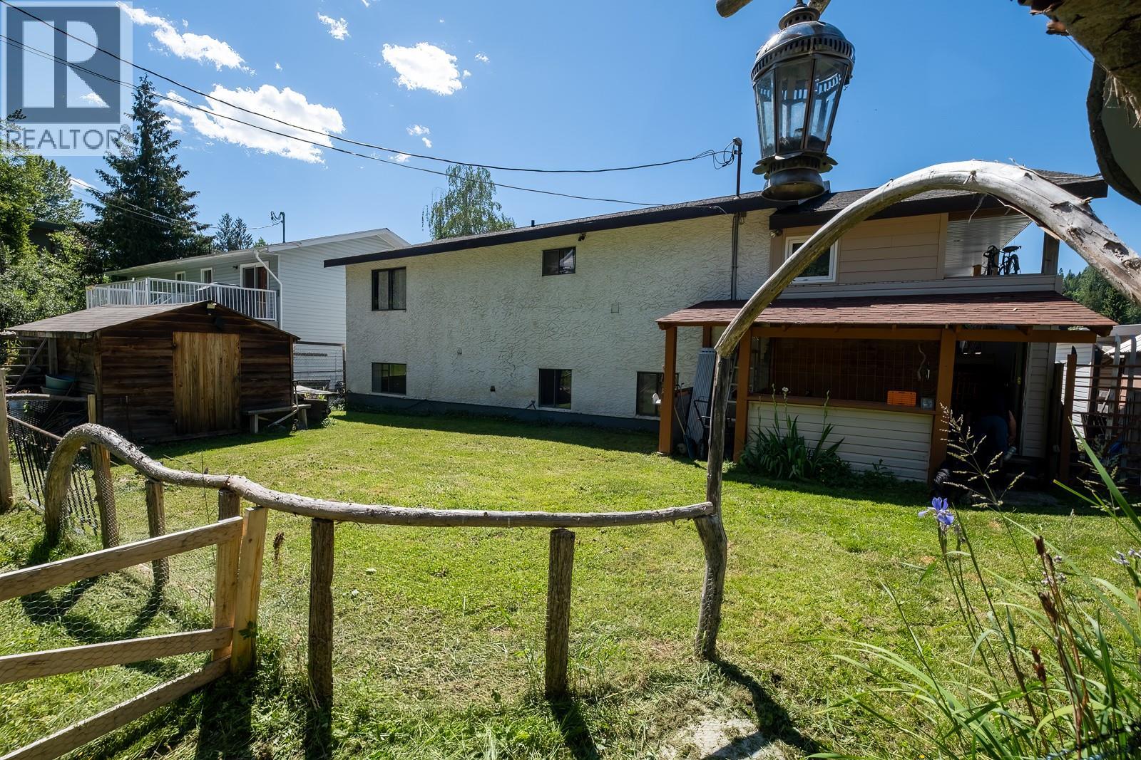 1730 Kootenay Avenue, Rossland, British Columbia  V0G 1Y0 - Photo 43 - 10380318