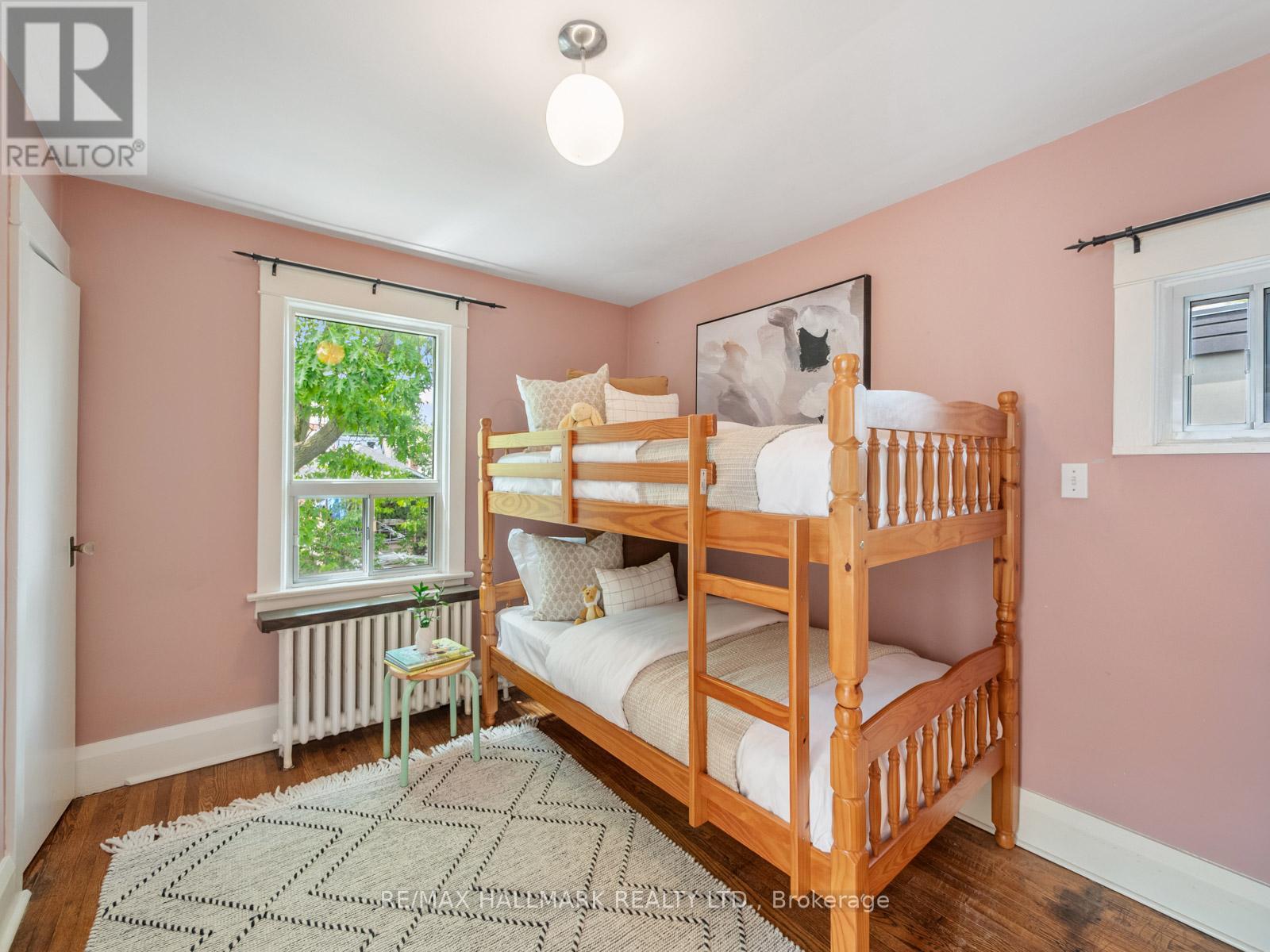 326 Cedarvale Avenue, Toronto, Ontario  M4C 4K4 - Photo 18 - E13419412