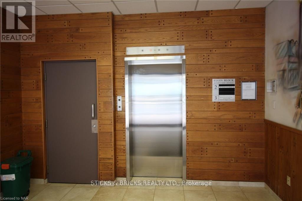 203 - 4673 ONTARIO AVENUE, Niagara Falls, Ontario