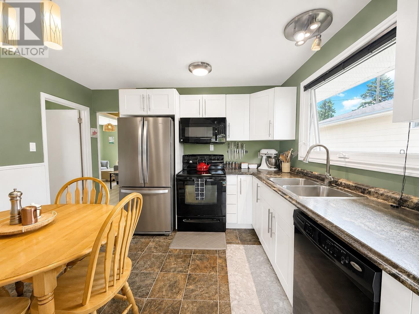 177 Shipley St, Thunder Bay, Ontario  P7A 3C6 - Photo 14 - TB2601648