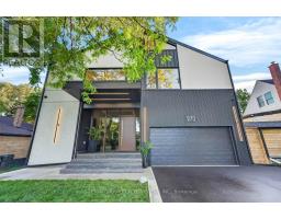 272 RENFORTH DRIVE, Toronto, Ontario