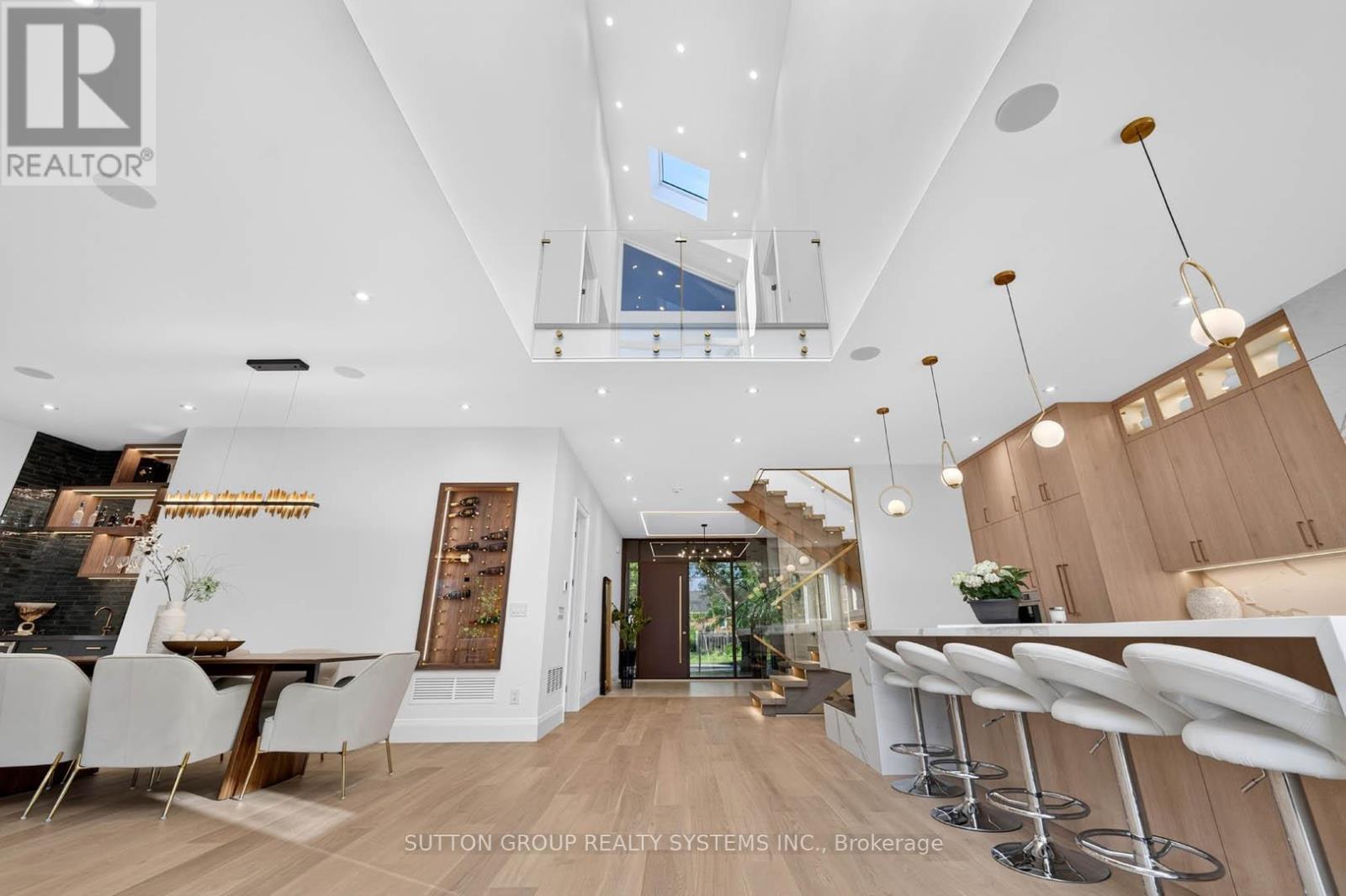 272 Renforth Drive, Toronto, Ontario  M9C 2K9 - Photo 7 - W13457538