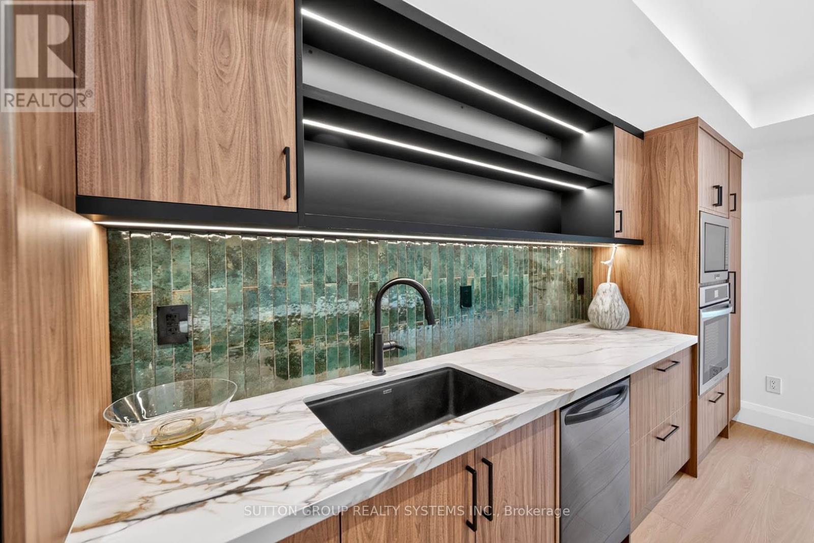 272 Renforth Drive, Toronto, Ontario  M9C 2K9 - Photo 43 - W13457538