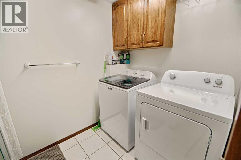 14 Mt Brazeau Road W, Lethbridge, Alberta  T1K 6L6 - Photo 24 - A2323445