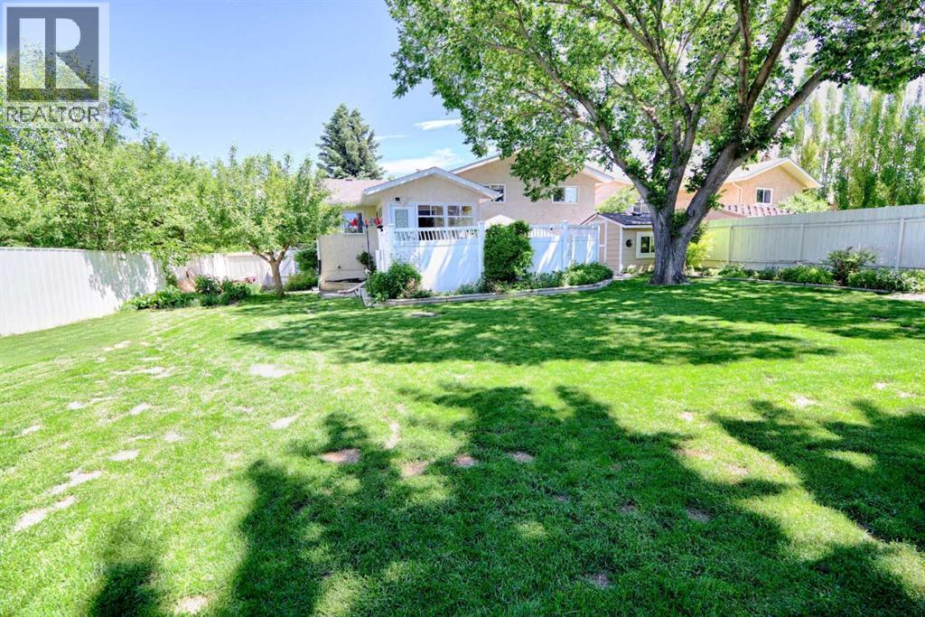 14 Mt Brazeau Road W, Lethbridge, Alberta  T1K 6L6 - Photo 36 - A2323445