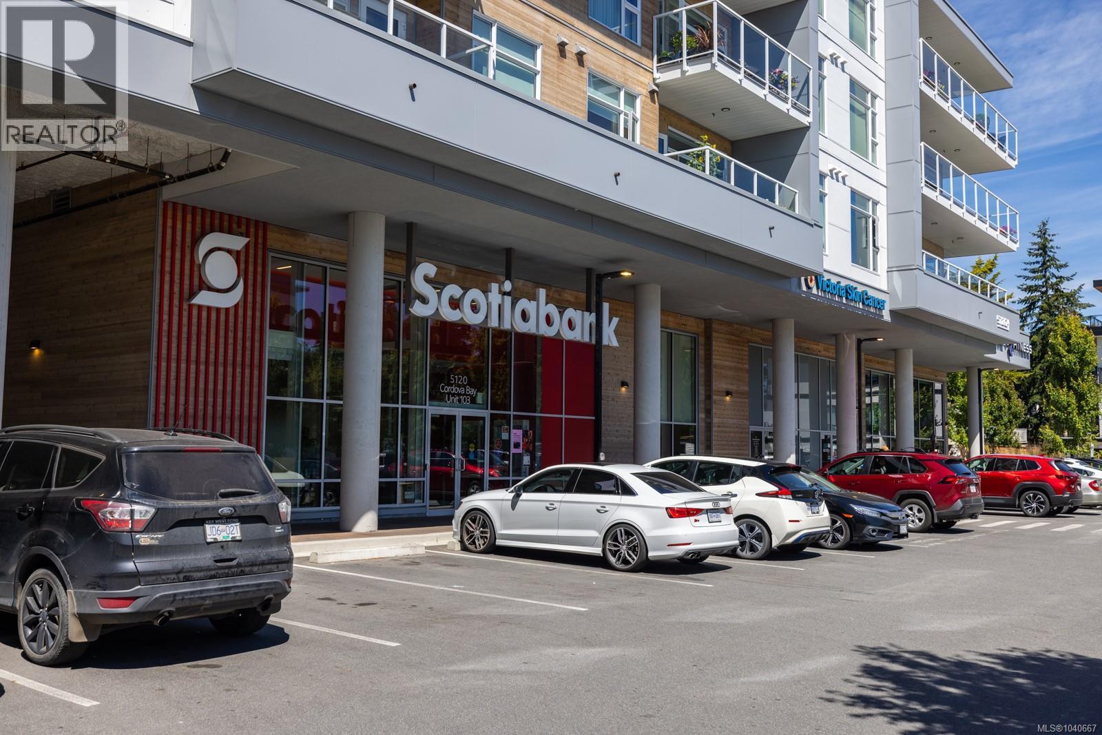 305 5120 Cordova Bay Rd, Saanich, British Columbia  V8Y 2K5 - Photo 36 - 1040667