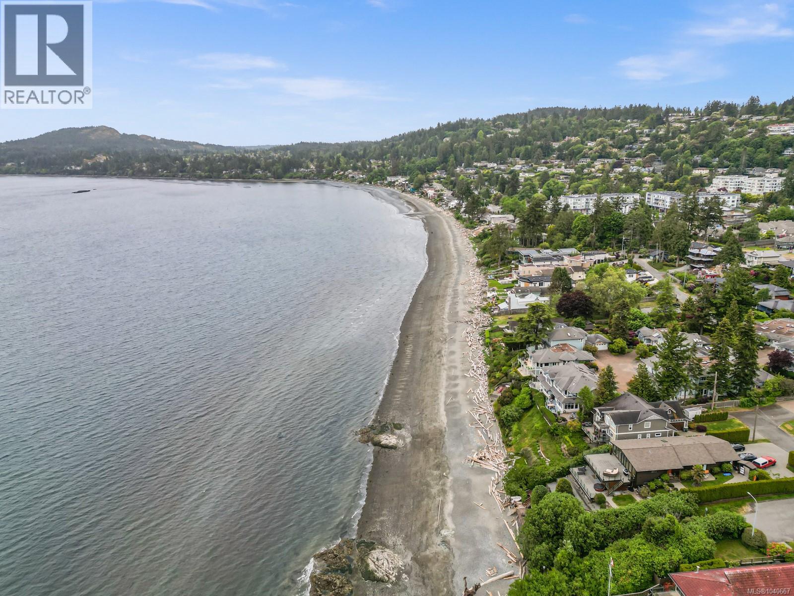 305 5120 Cordova Bay Rd, Saanich, British Columbia  V8Y 2K5 - Photo 43 - 1040667