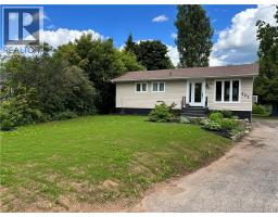 707 Parkwood Street, Bathurst, New Brunswick
