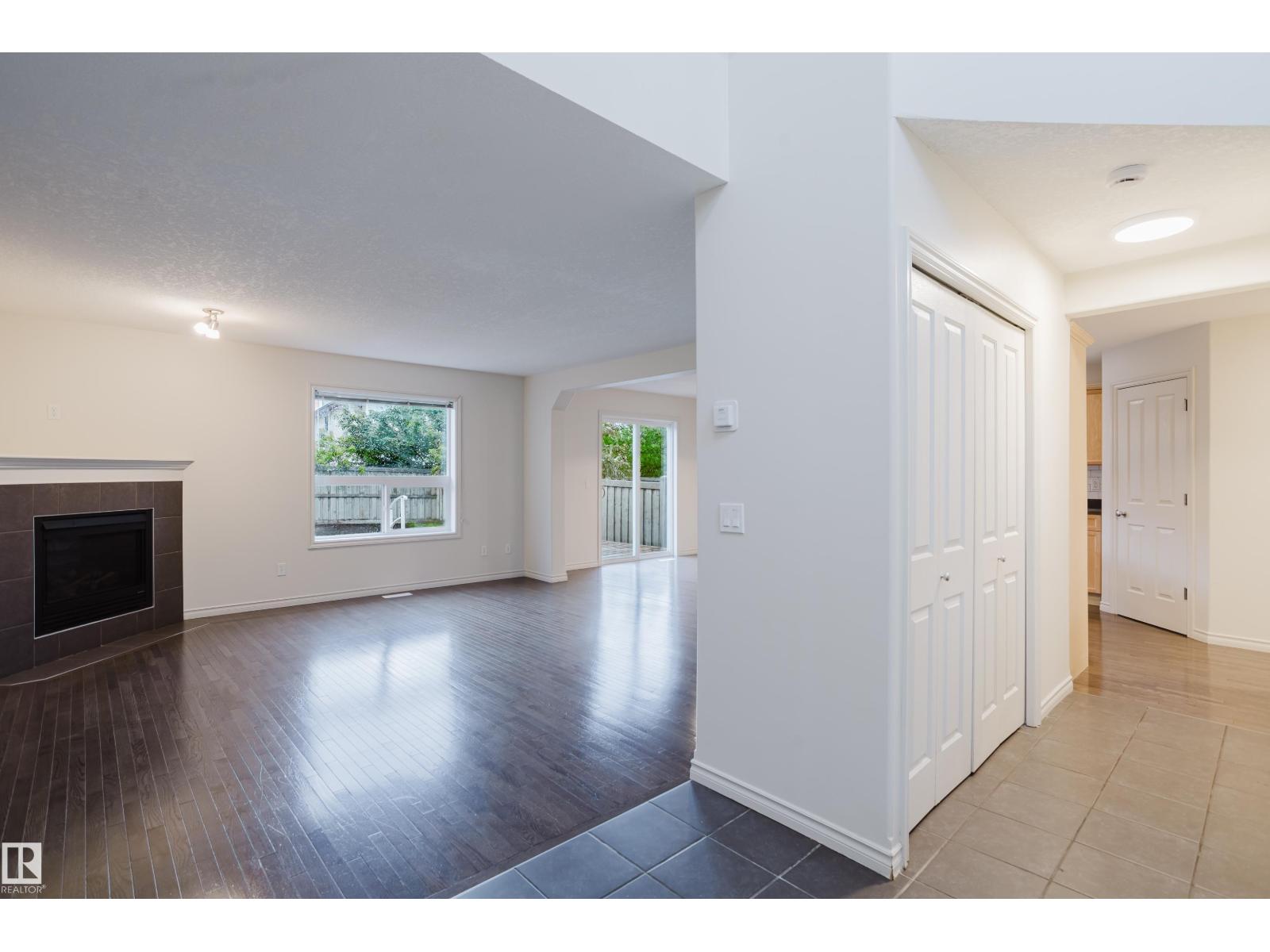 4607 205 St NW, Edmonton, Alberta  T6M 0E3 - Photo 3 - E4495218
