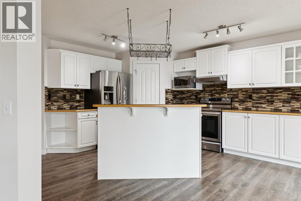 26 Spring Mews Sw, Calgary, Alberta  T3H 3V1 - Photo 15 - A2323200