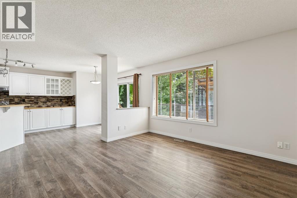 26 Spring Mews Sw, Calgary, Alberta  T3H 3V1 - Photo 5 - A2323200