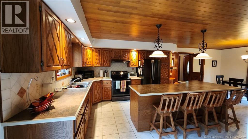 96 Lionel H Lajoie Street, Edmundston, New Brunswick  E3V 3G6 - Photo 4 - NB142399