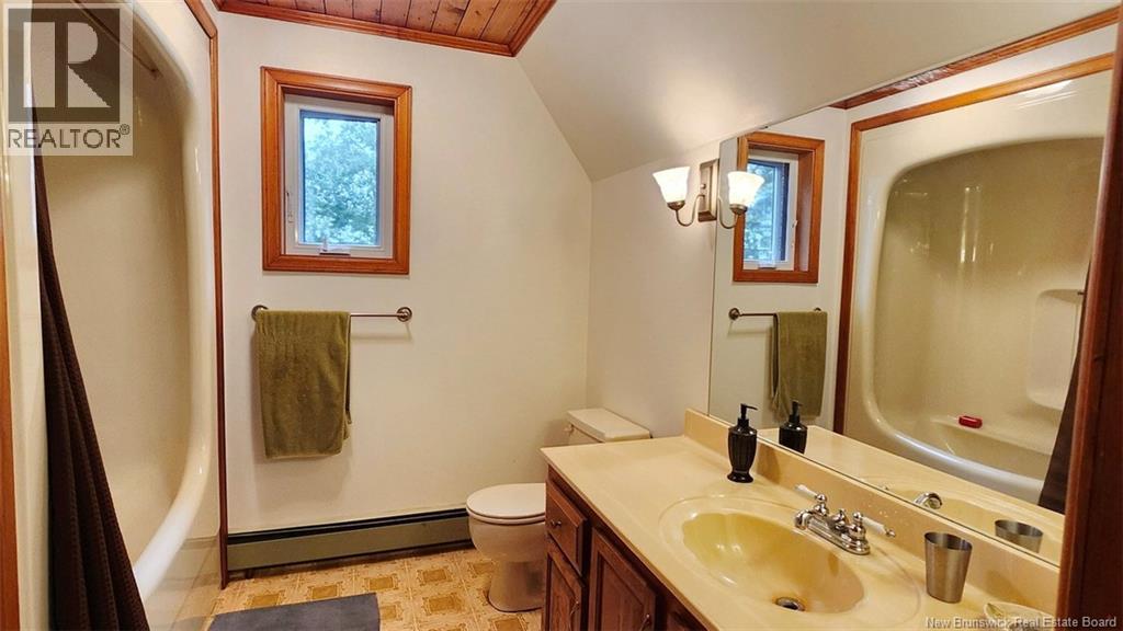 96 Lionel H Lajoie Street, Edmundston, New Brunswick  E3V 3G6 - Photo 10 - NB142399