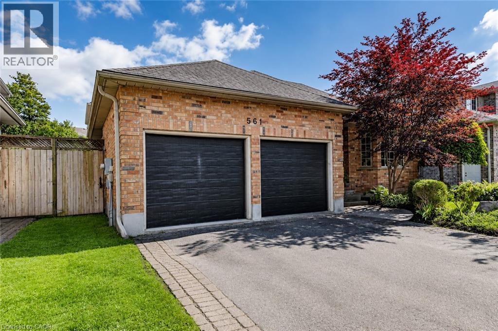 561 Chancery Lane, Waterloo, Ontario N2T 2N5 - Photo 2 - 40841799