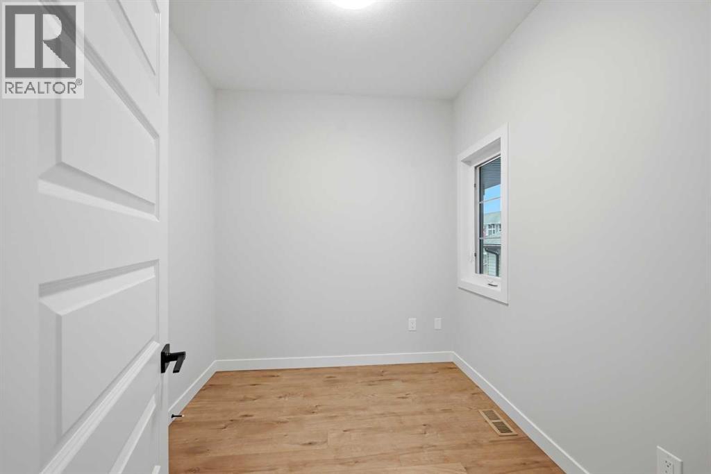 1059 Fowler Road SW, Airdrie, Alberta  T4B 5T2 - Photo 4 - A2317287