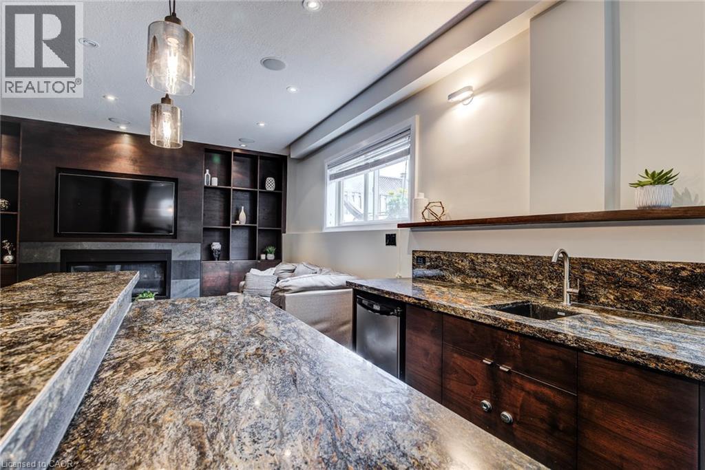 561 Chancery Lane, Waterloo, Ontario N2T 2N5 - Photo 28 - 40841799