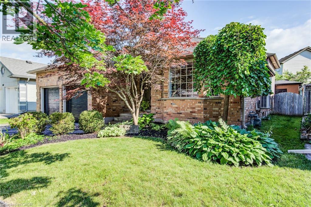 561 Chancery Lane, Waterloo, Ontario N2T 2N5 - Photo 3 - 40841799