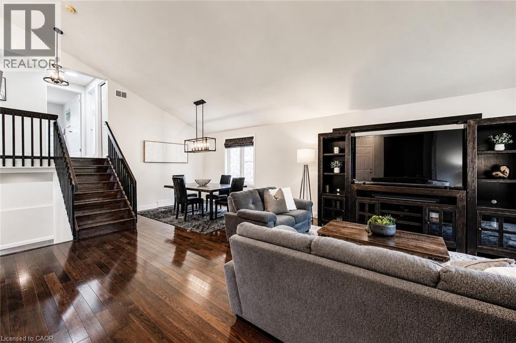 561 Chancery Lane, Waterloo, Ontario N2T 2N5 - Photo 7 - 40841799