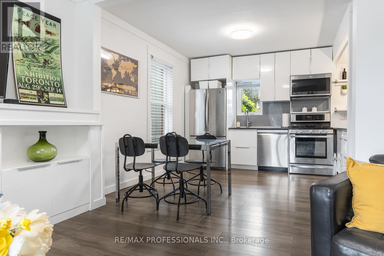52 Third Street, Toronto, Ontario  M8V 2X8 - Photo 10 - W13479848