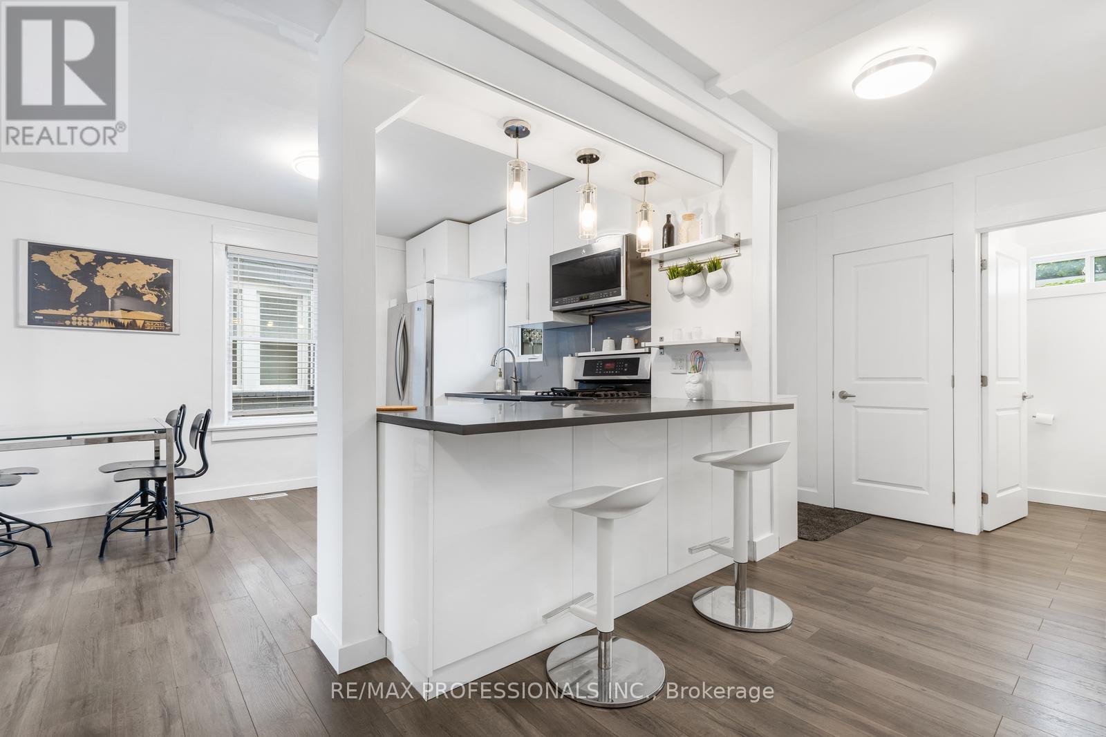 52 Third Street, Toronto, Ontario  M8V 2X8 - Photo 15 - W13479848