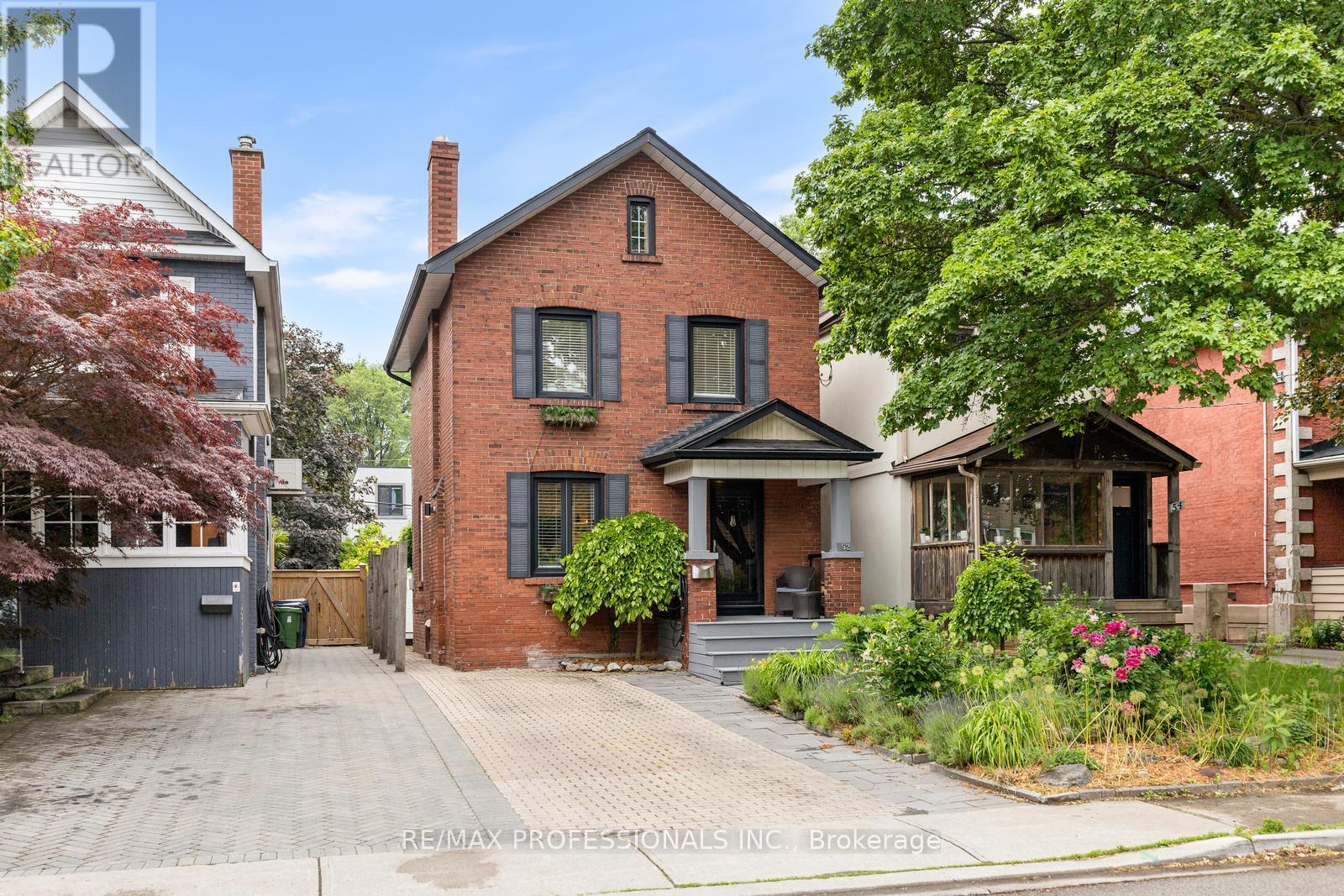 52 Third Street, Toronto, Ontario  M8V 2X8 - Photo 2 - W13479848