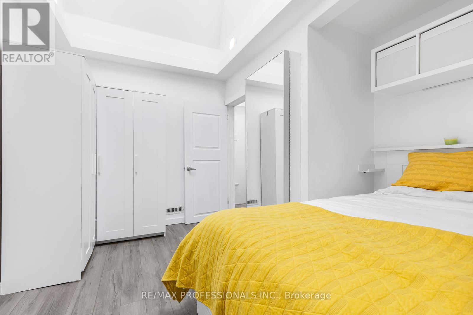 52 Third Street, Toronto, Ontario  M8V 2X8 - Photo 24 - W13479848