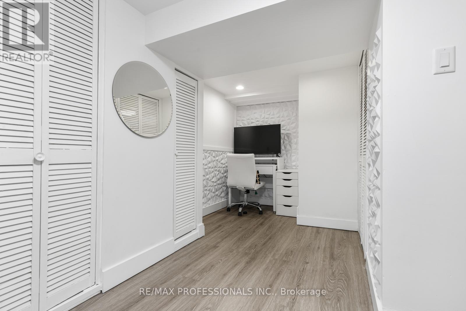 52 Third Street, Toronto, Ontario  M8V 2X8 - Photo 33 - W13479848