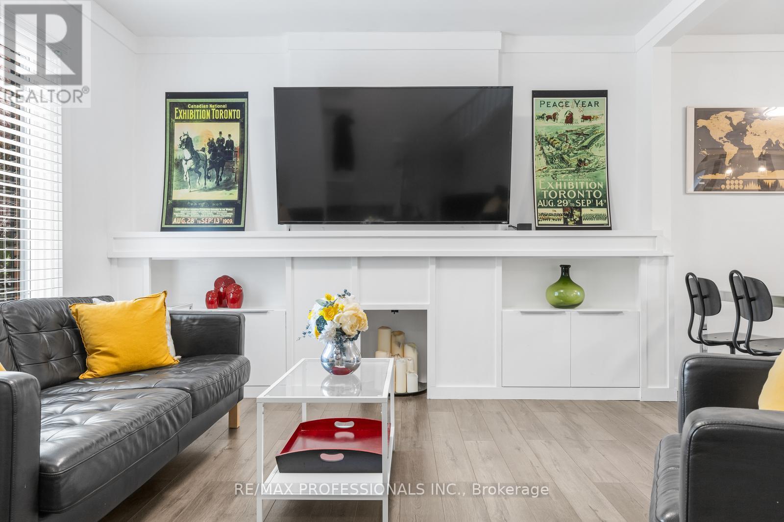52 Third Street, Toronto, Ontario  M8V 2X8 - Photo 6 - W13479848