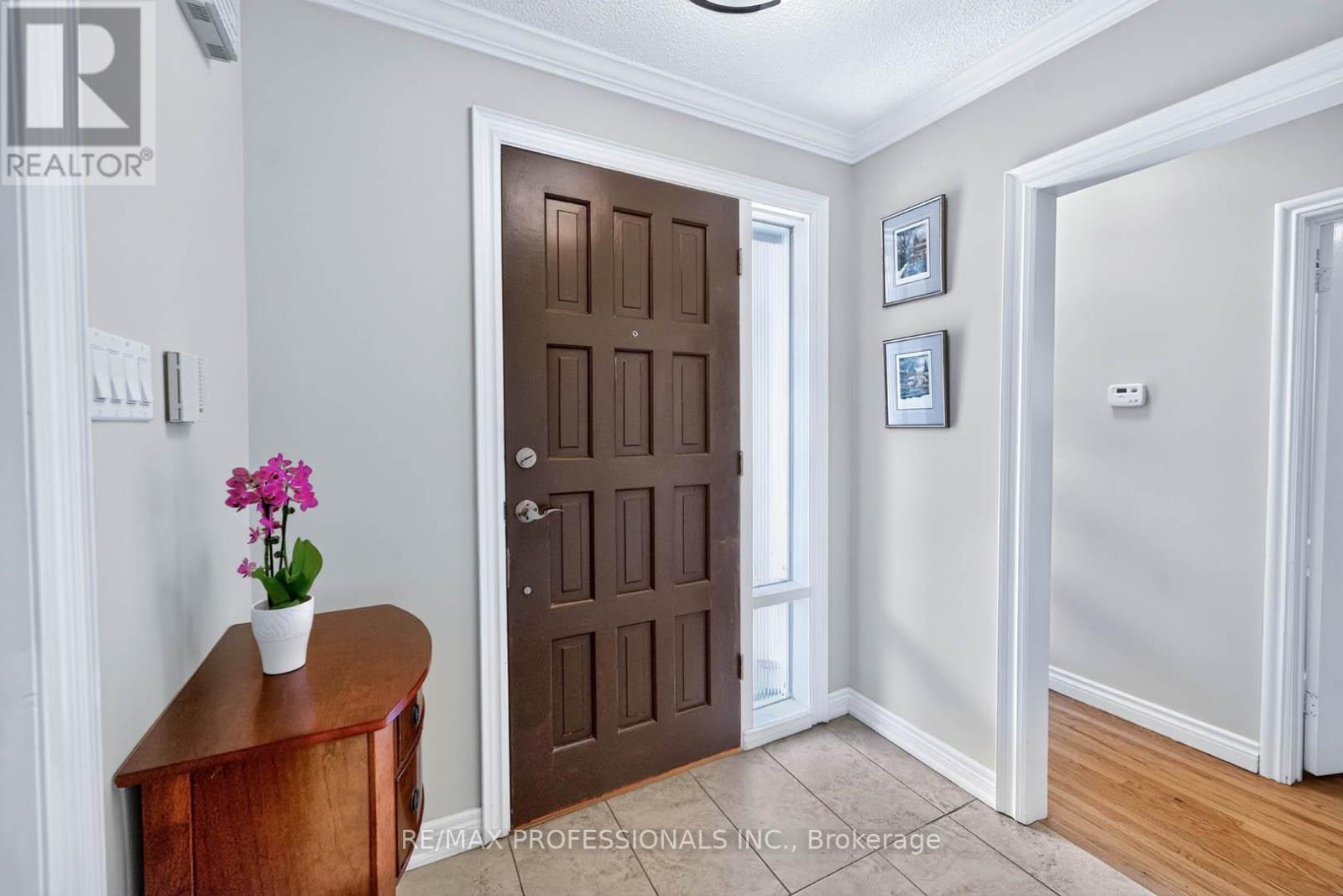 26 Bratty Road, Toronto, Ontario  M3J 1A9 - Photo 10 - W13479850