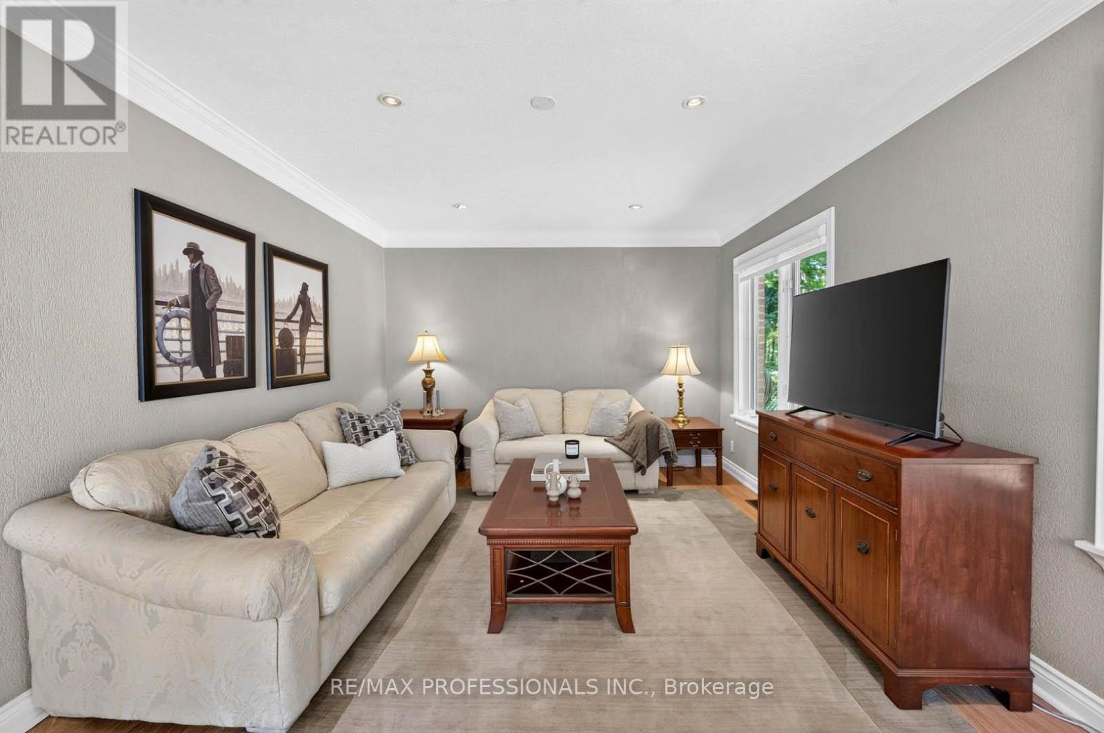 26 Bratty Road, Toronto, Ontario  M3J 1A9 - Photo 14 - W13479850