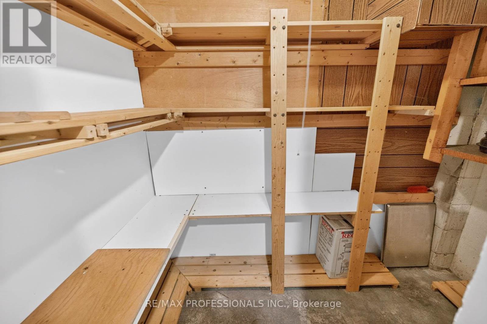 26 Bratty Road, Toronto, Ontario  M3J 1A9 - Photo 35 - W13479850