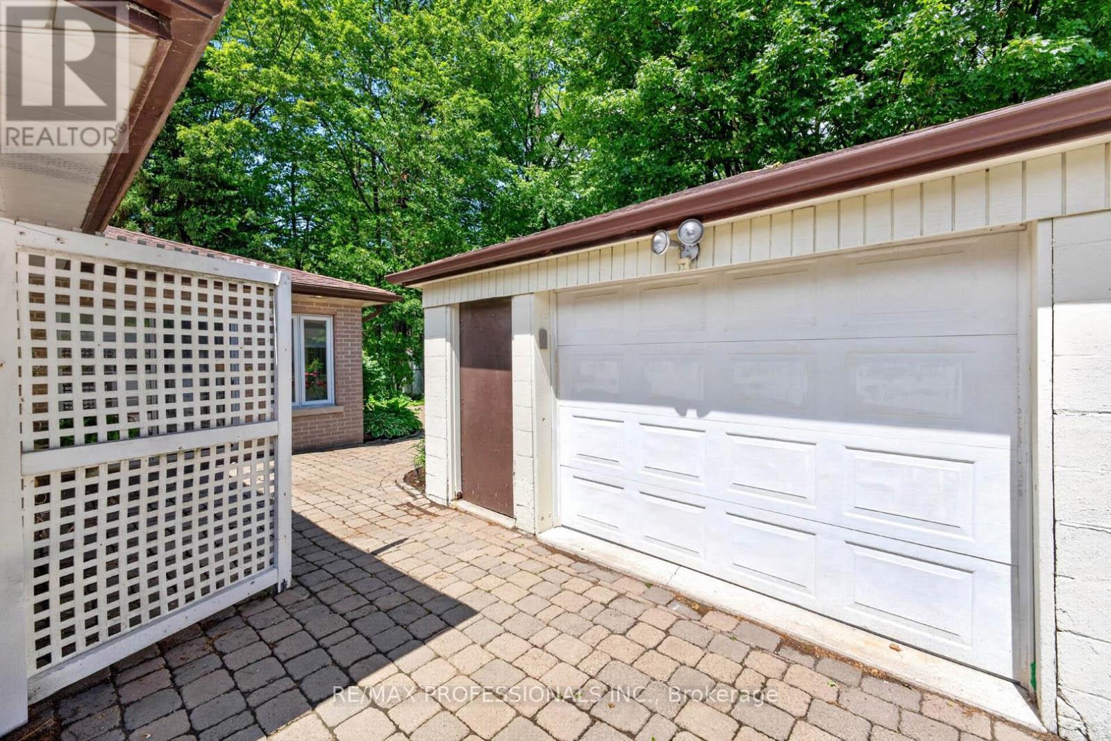 26 Bratty Road, Toronto, Ontario  M3J 1A9 - Photo 45 - W13479850