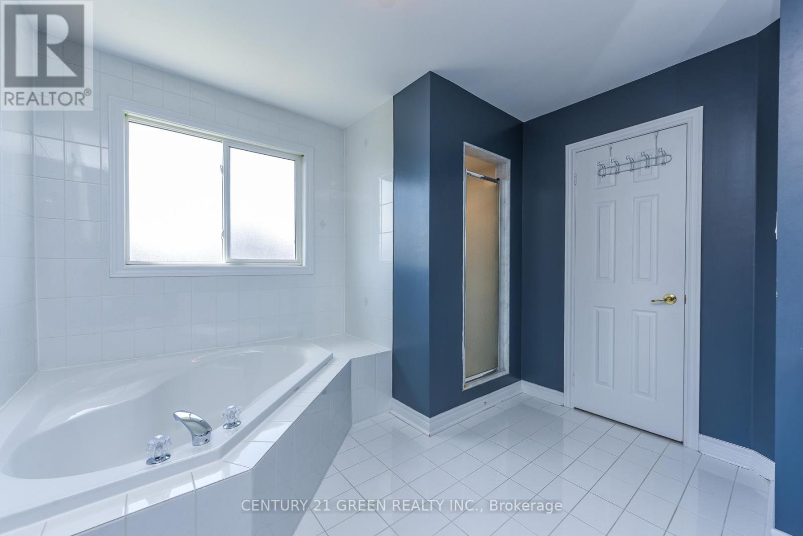 10 Sierra Peak Court, Brampton, Ontario  L6R 2B3 - Photo 39 - W13479860