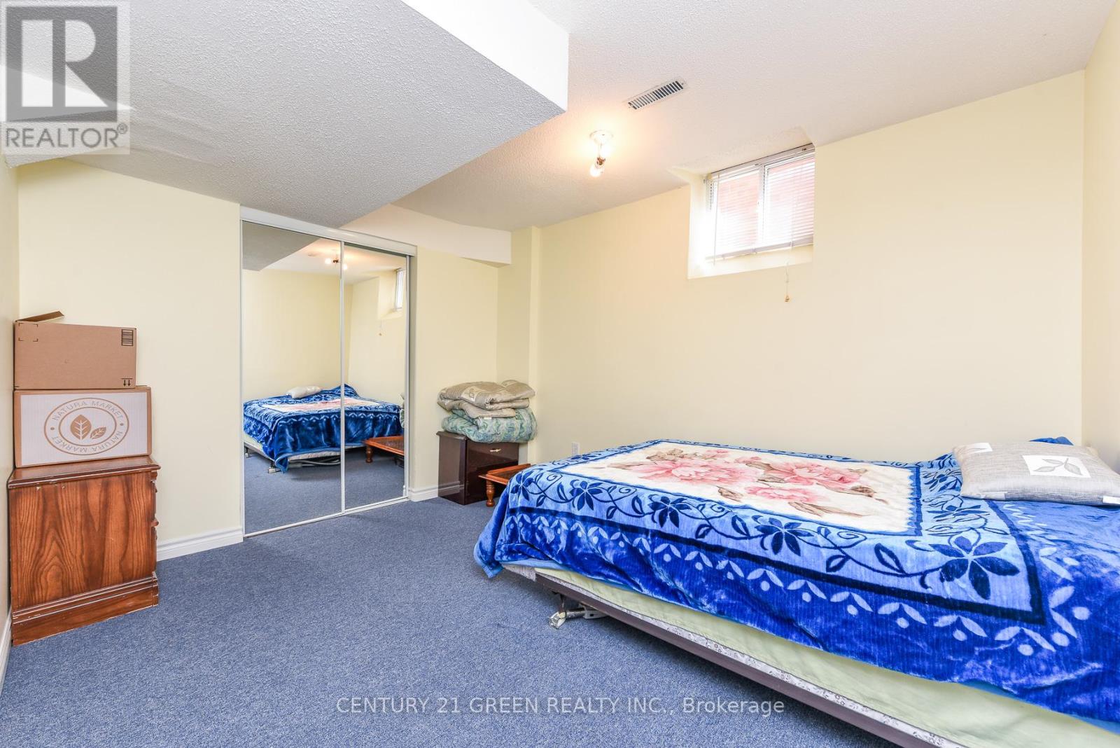10 Sierra Peak Court, Brampton, Ontario  L6R 2B3 - Photo 46 - W13479860