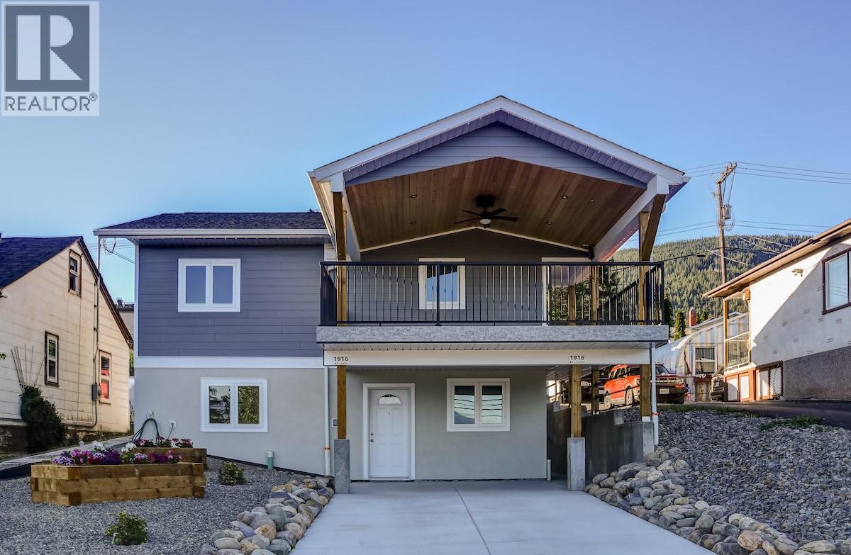 1916 Canyon Street, Creston, British Columbia  V0B 1G5 - Photo 3 - 10392067