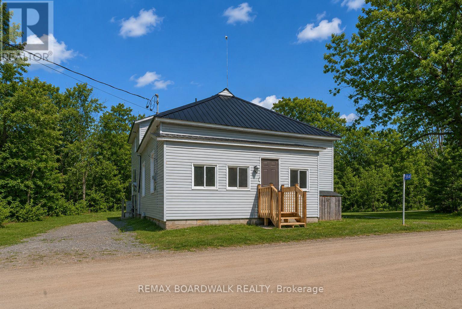 584 Ford Road, Montague, Ontario  K7A 4S4 - Photo 36 - X12996812