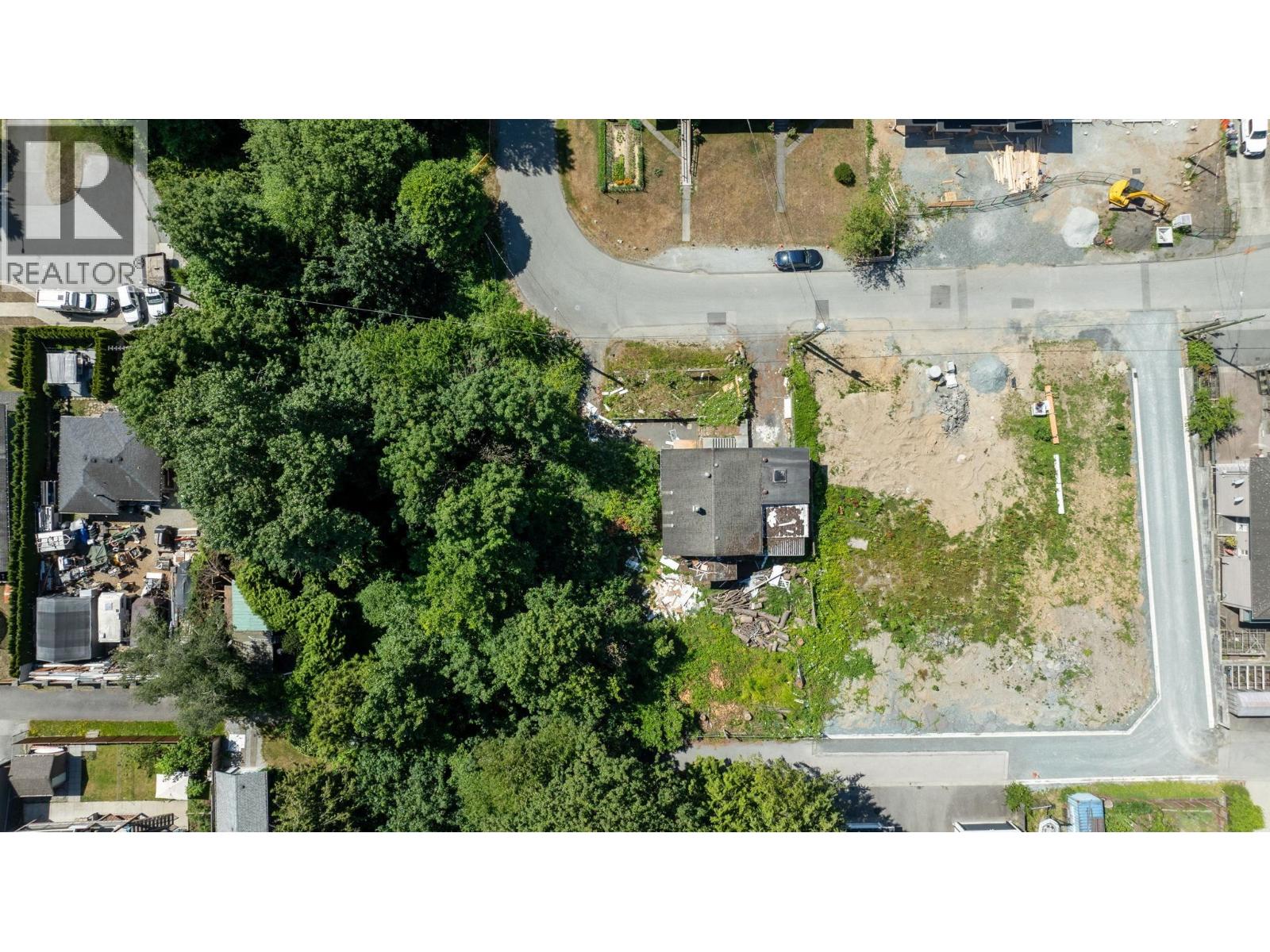 975 Edgar Avenue, Coquitlam, British Columbia  V3K 2K1 - Photo 12 - R3138106