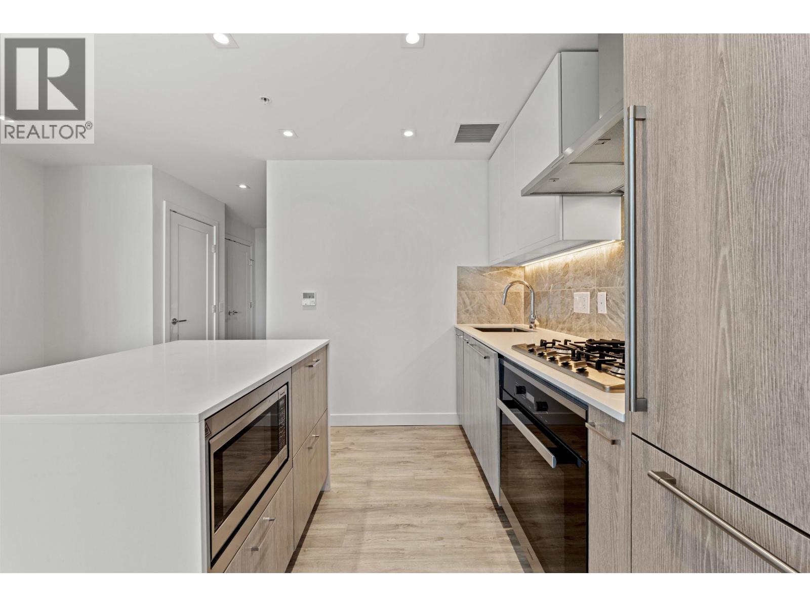 802 2288 Alpha Avenue, Burnaby, British Columbia V5C 0L9 - Photo 6 - R3138316