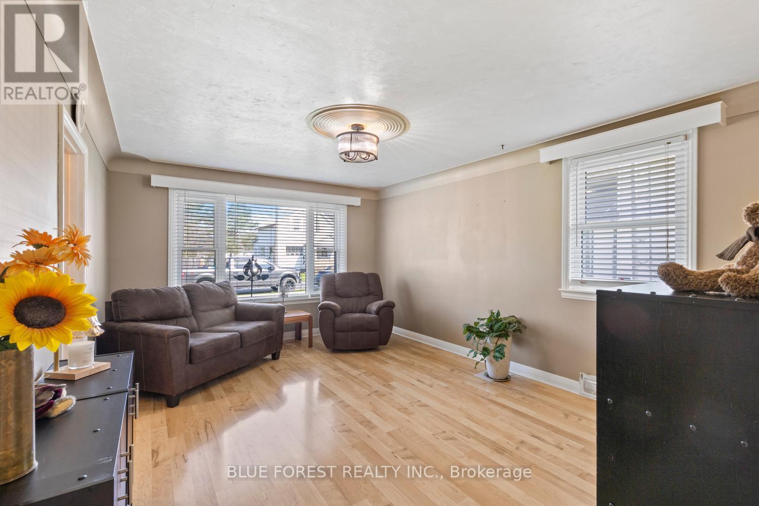 154 Chestnut Street, West Elgin, Ontario  N0L 2P0 - Photo 13 - X13479980