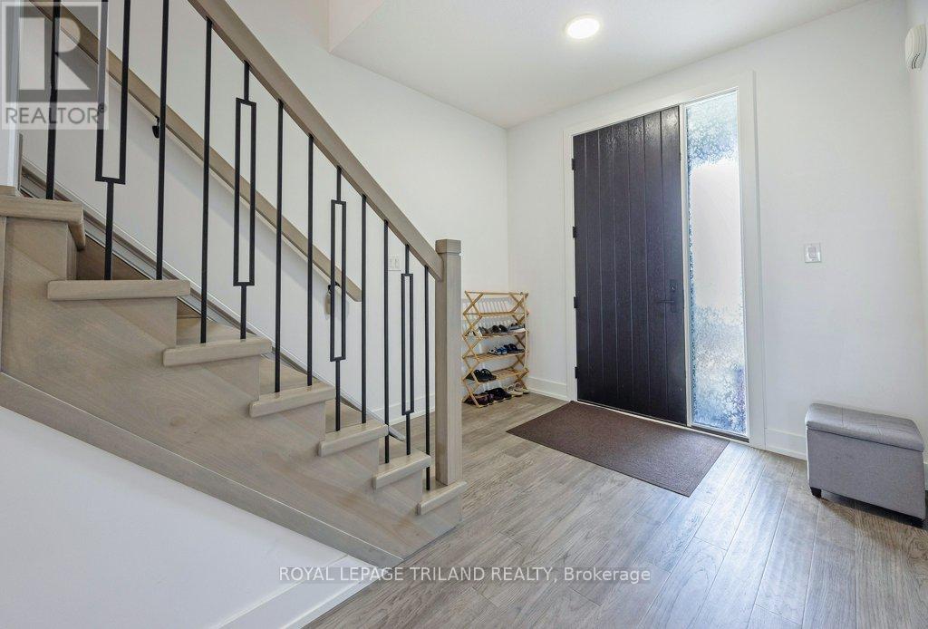 1480 Medway Park Drive, London North, Ontario  N6G 0Z6 - Photo 2 - X13480154