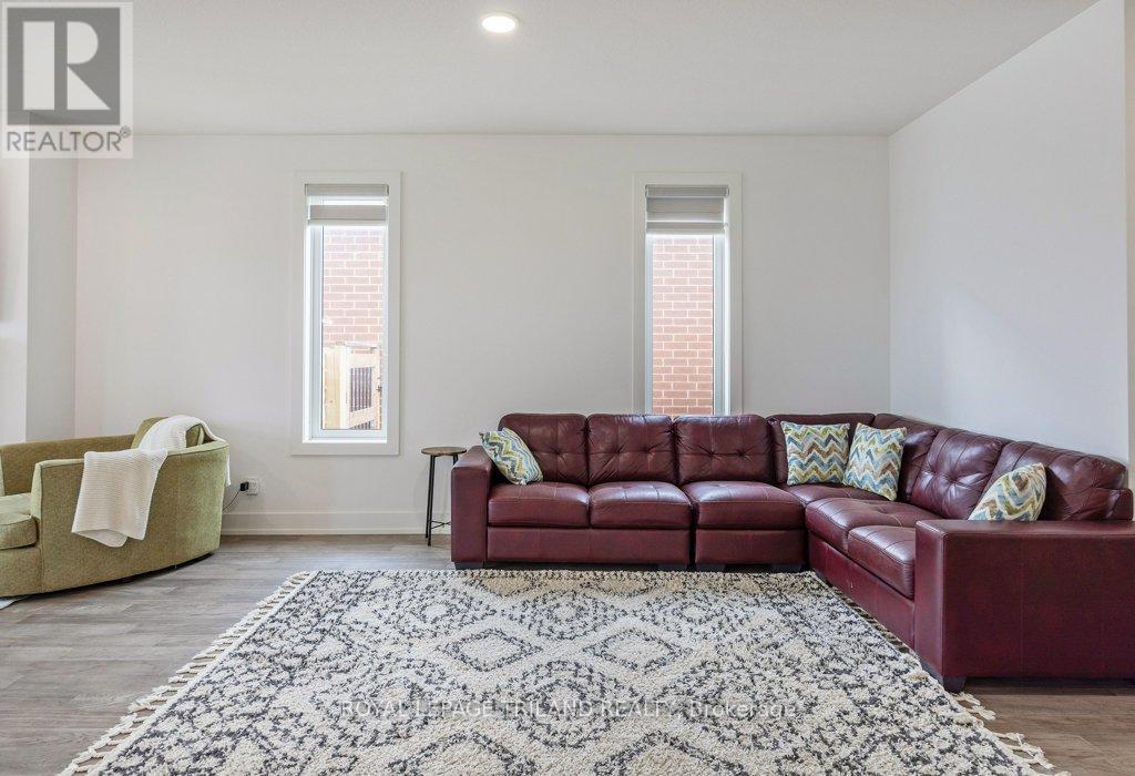1480 Medway Park Drive, London North, Ontario  N6G 0Z6 - Photo 4 - X13480154