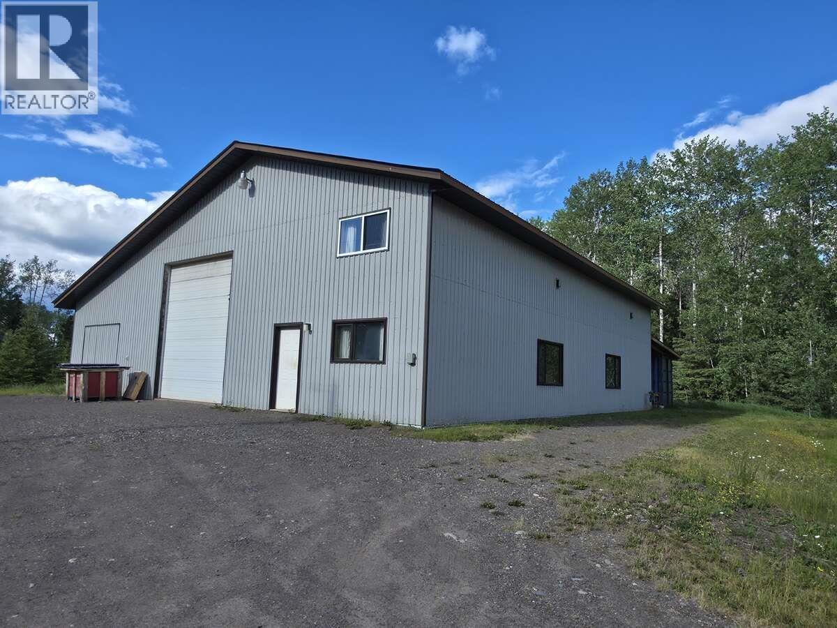1055 Hudson Bay Mountain Road, Smithers, British Columbia V0J 2N4 - Photo 4 - R3138986