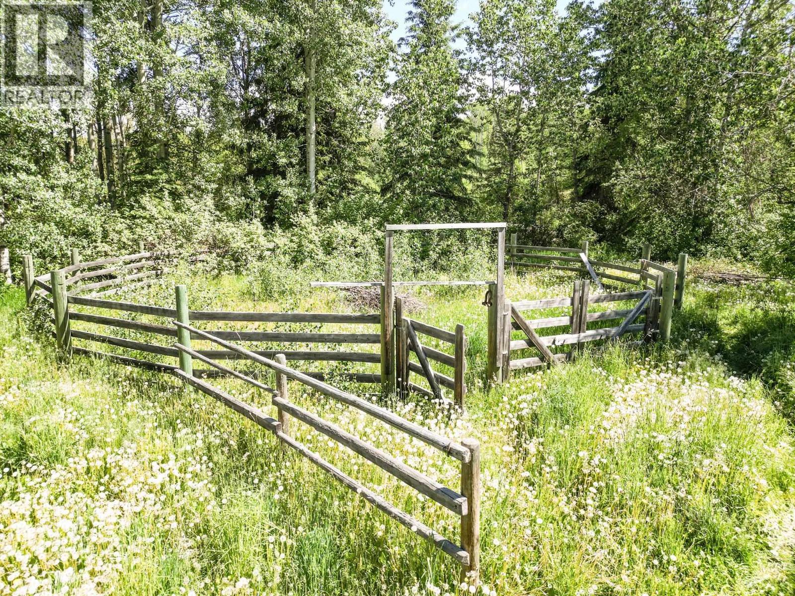 7851 Brewer Avenue, Burns Lake, British Columbia  V0J 1E1 - Photo 35 - R3138951